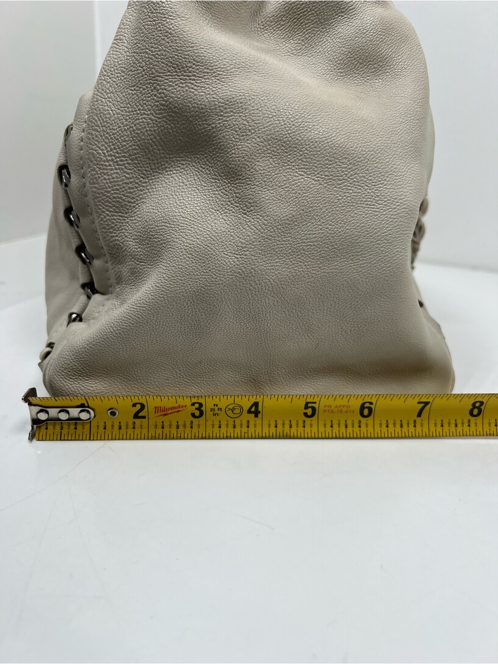 Authentic CHANEL 2005 White Caviar Modern Chain East West Leather Tote - Picture 14 of 15